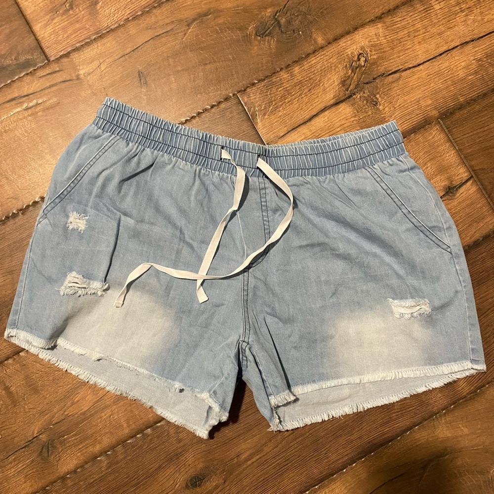 Lecarey Light Washed Pull-On Denim Shorts XL NWT